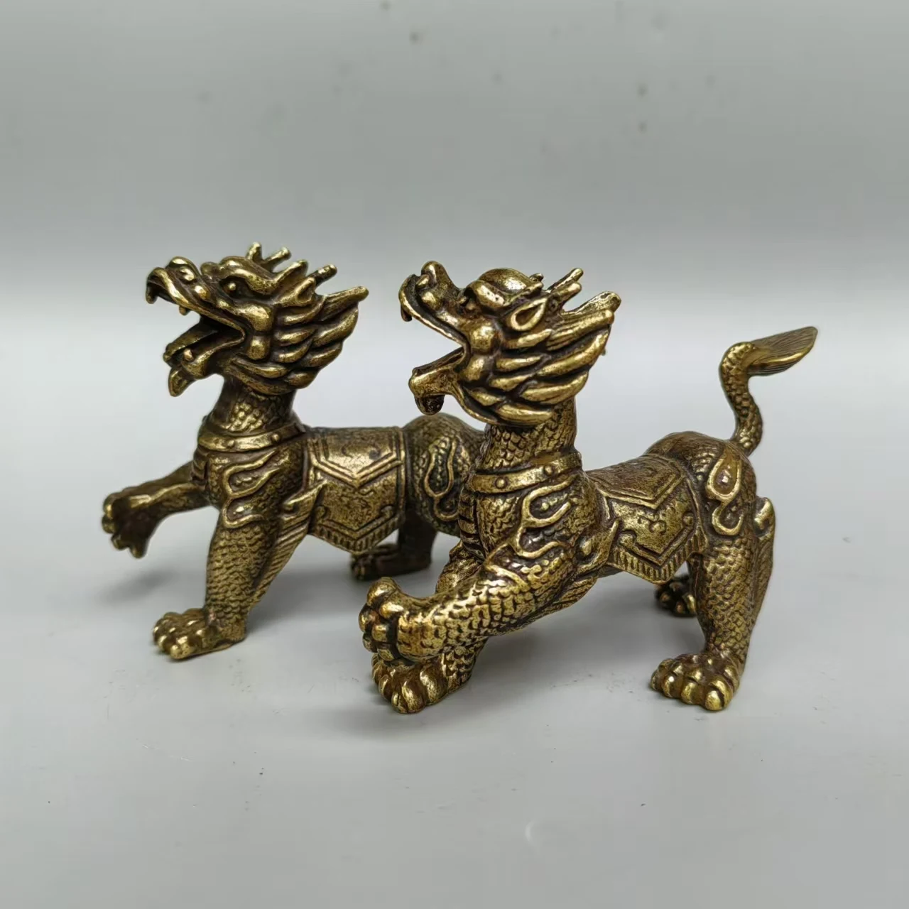 

China Elaborate Brass Statue Luck Wealth "Divine Beast Qilin" Metal Crafts Home Decoration Collect