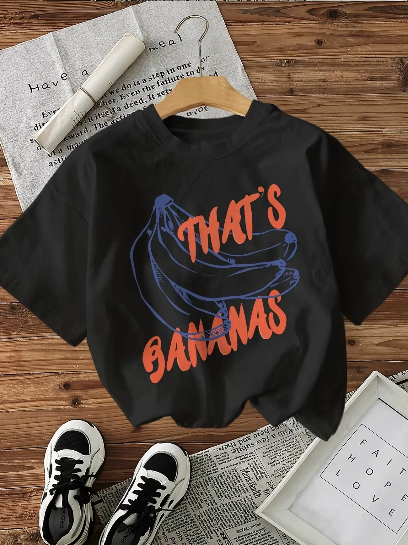 That's Bananas Retro Bananas Y2k Women's Retro Print T-Shirt Soft Crew Neck Short Sleeve Top Vintage Shirt