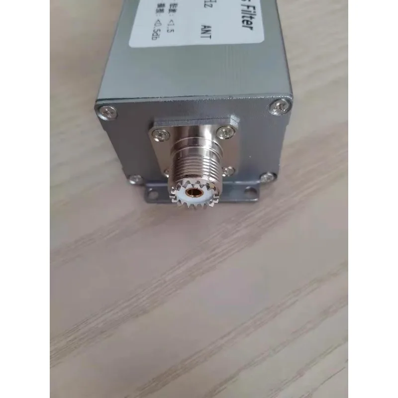 18MHz high isolation, bandpass filter, shortwave communication, anti-interference, improved signal to noise ratio M female base