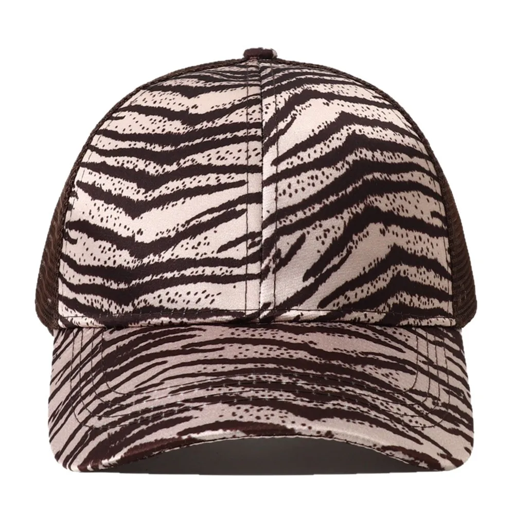 

2025 Headwear Ball Hat Snapback Trucker Sports Spring Summer Leopard Hardtop Baseball Cap Women Flow Ponytail Sun Outdoor 7M10