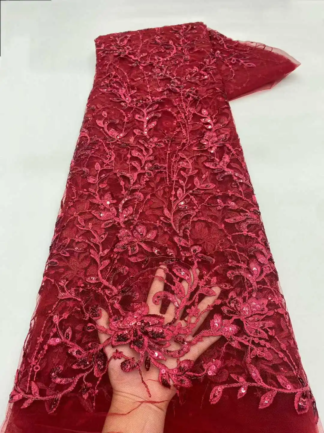 

Новейшая африканская кружевная ткань 2026 года, высокое качество, ткани на метры, с пайетками, тюль, для свадебных платьев, вышивка, сетка, фиолетовый, 5 ярдов