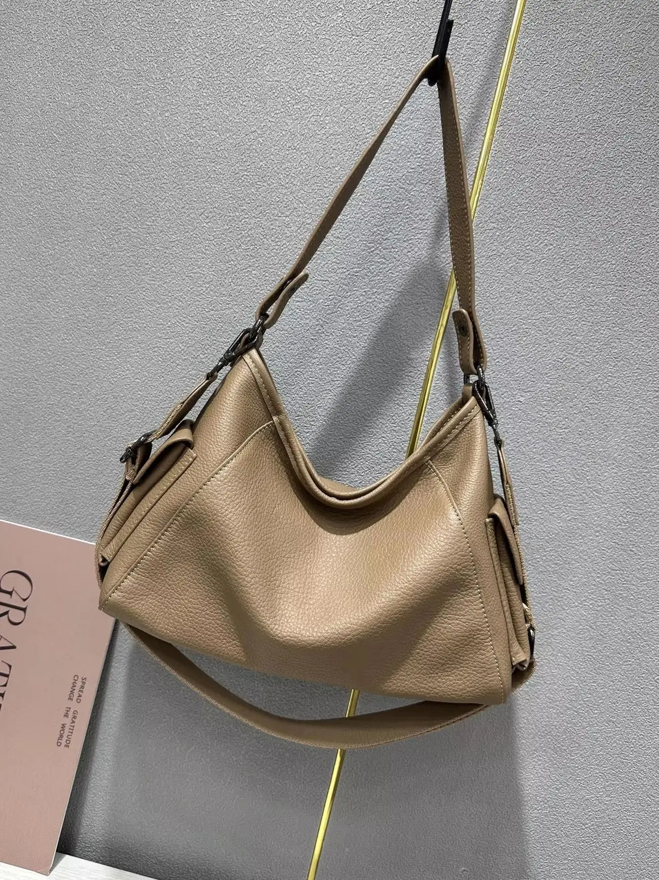 

Genuine Leather Women's Shoulder Crossbody Underarm Bags Luxury Designer Brand Soft Cowhide Large Capacity Handbag Pillow Bag