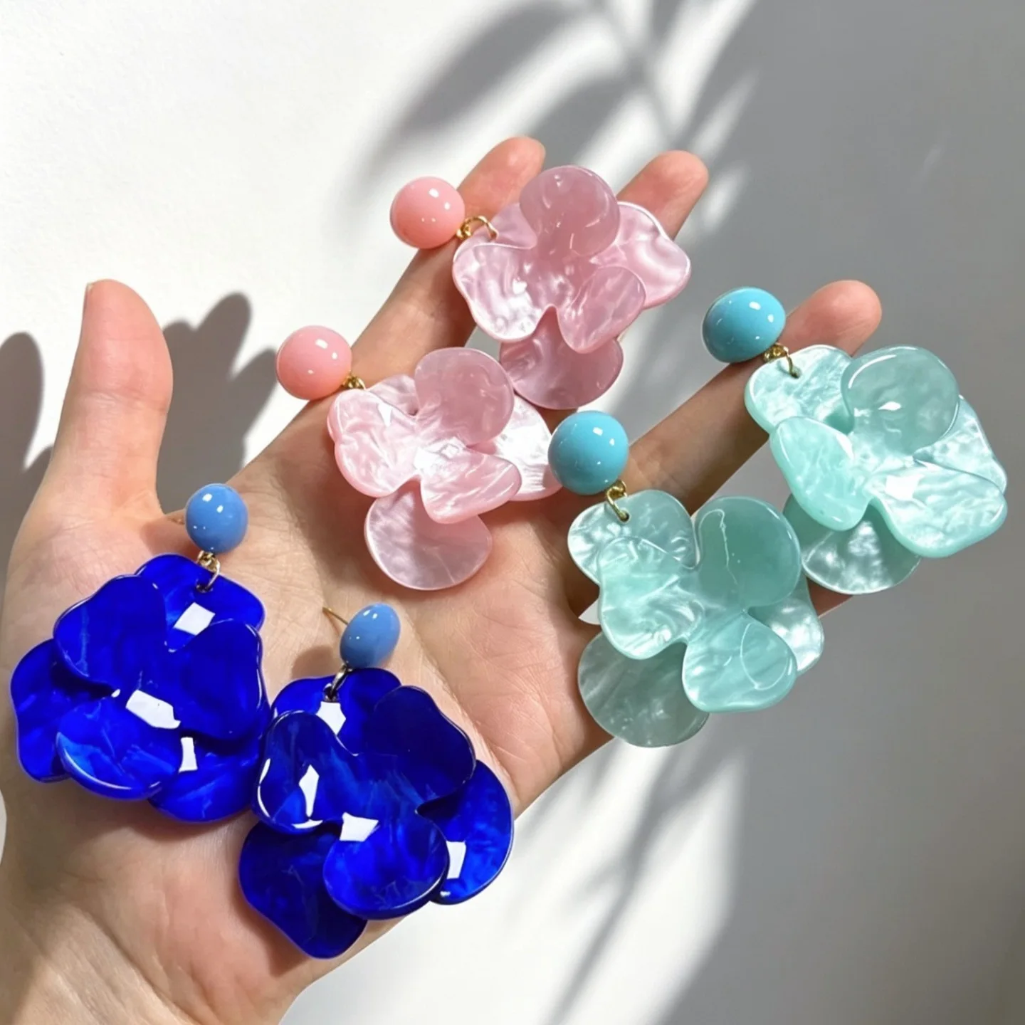 Color multi-color optional earrings holiday wind stud earrings flower exaggerated gradual change petal earrings women 2026 new e