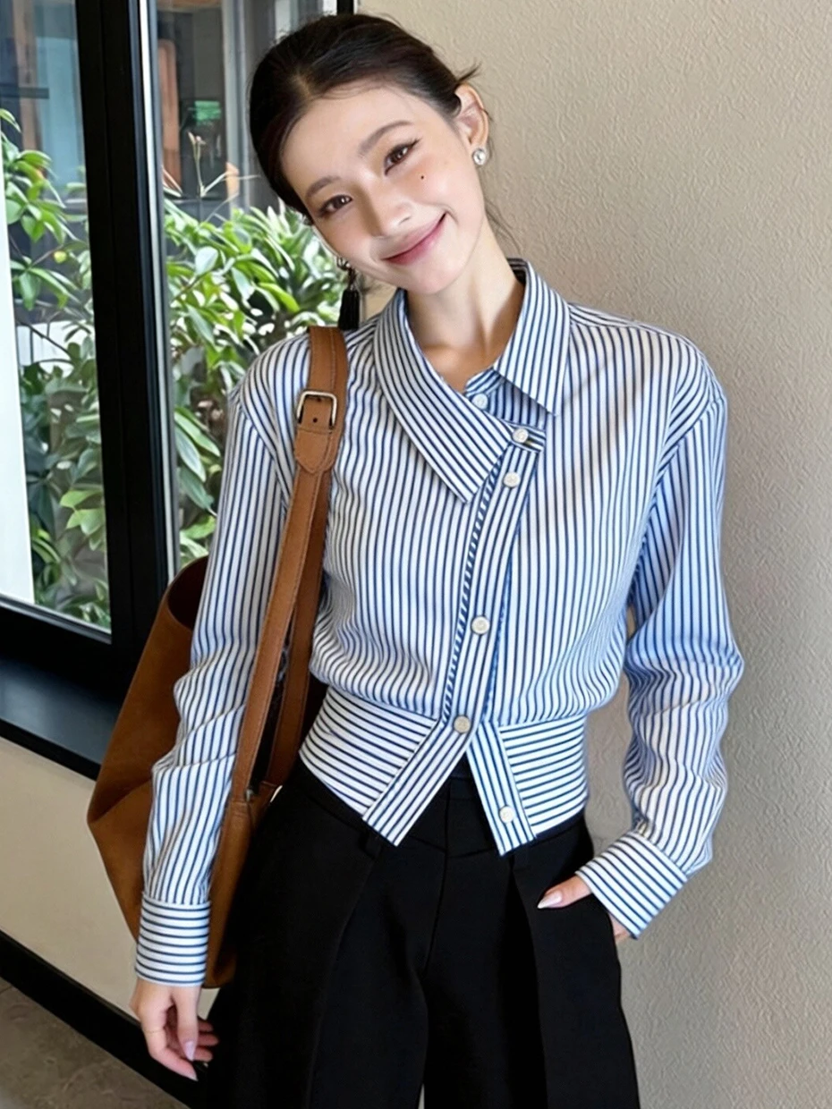 

Элегантная женская рубашка в синюю полоску, универсальная, вне времени, легкая, в стиле люкс, весна 2026, для повседневной носки, корейский прямой крой, длинный рукав