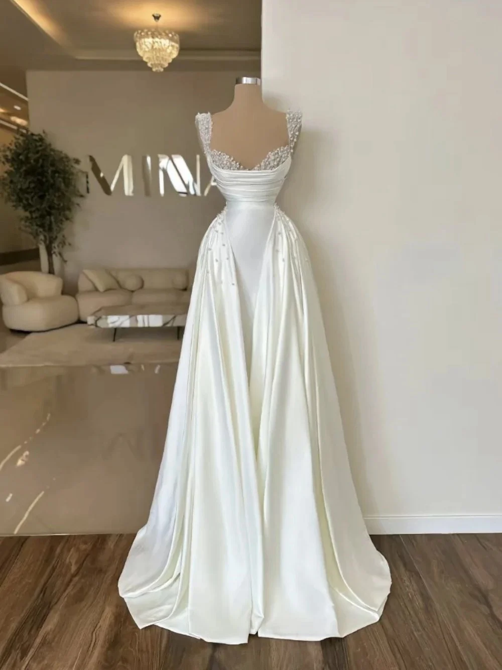 فسات kapa2025 Una línea de vestidos de novia Perlas Vestido con cuello en forma de corazón para novia Elegante Vestido de Novia personalizado Vestido De Novia