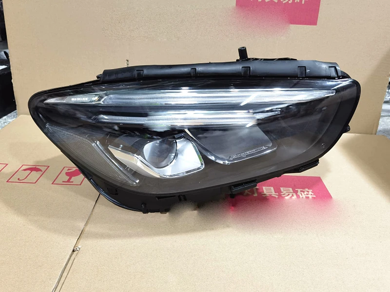 1pcs car bumper B series headlamp for Mercedes Benz headlight B180 B200 B260 accessories for Benz fog light