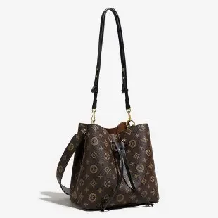

Women's Large Capacity Drawstring Bucket Bag 2025 - Shoulder/Handheld Commuter Style, Elegant All-Match Luxury