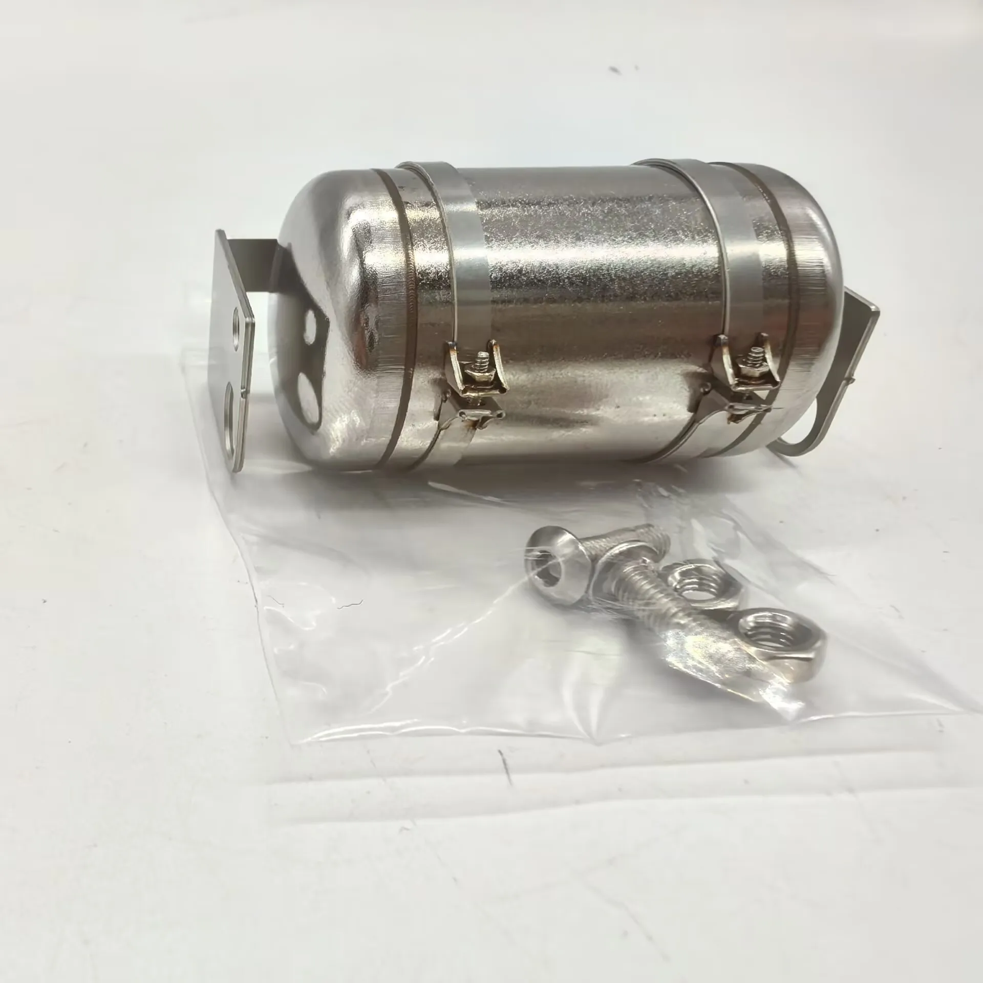 

Scaleclub Model 1：14 Trailer Head Mud Head Universal Upgrade Metal Rear Air Tank Trim For Tamiya Lesu Rc Truck Trailer Tipper