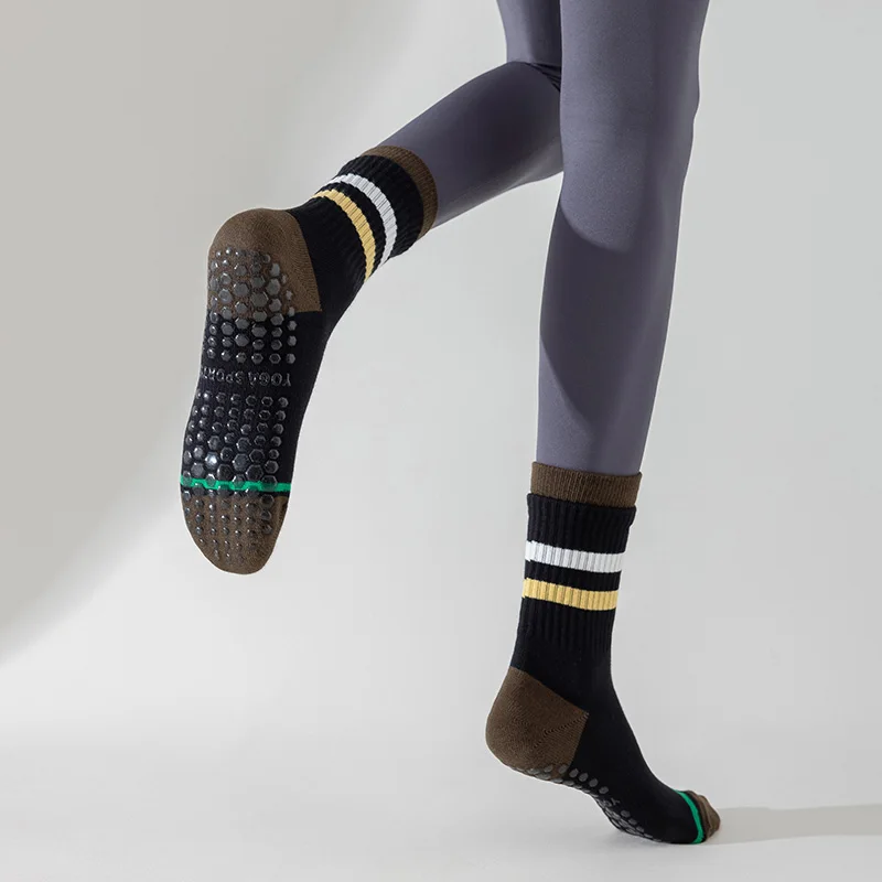 3 Pair Women's Pure Cotton Yoga Socks Striped Mid-Barrel Cotton Non-Slip Indoor Fitness Pilates Women's Boneless Sports Socks