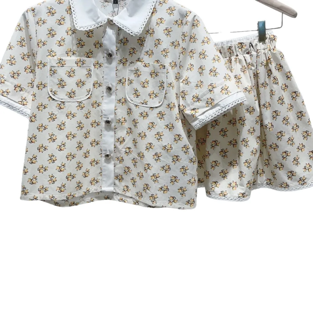 

Women Flower Woven Set Turn-Down Collar Single Breasted T-Shirt + Elastic Waist Mini Skirt + Sleeveless Camisole Dress