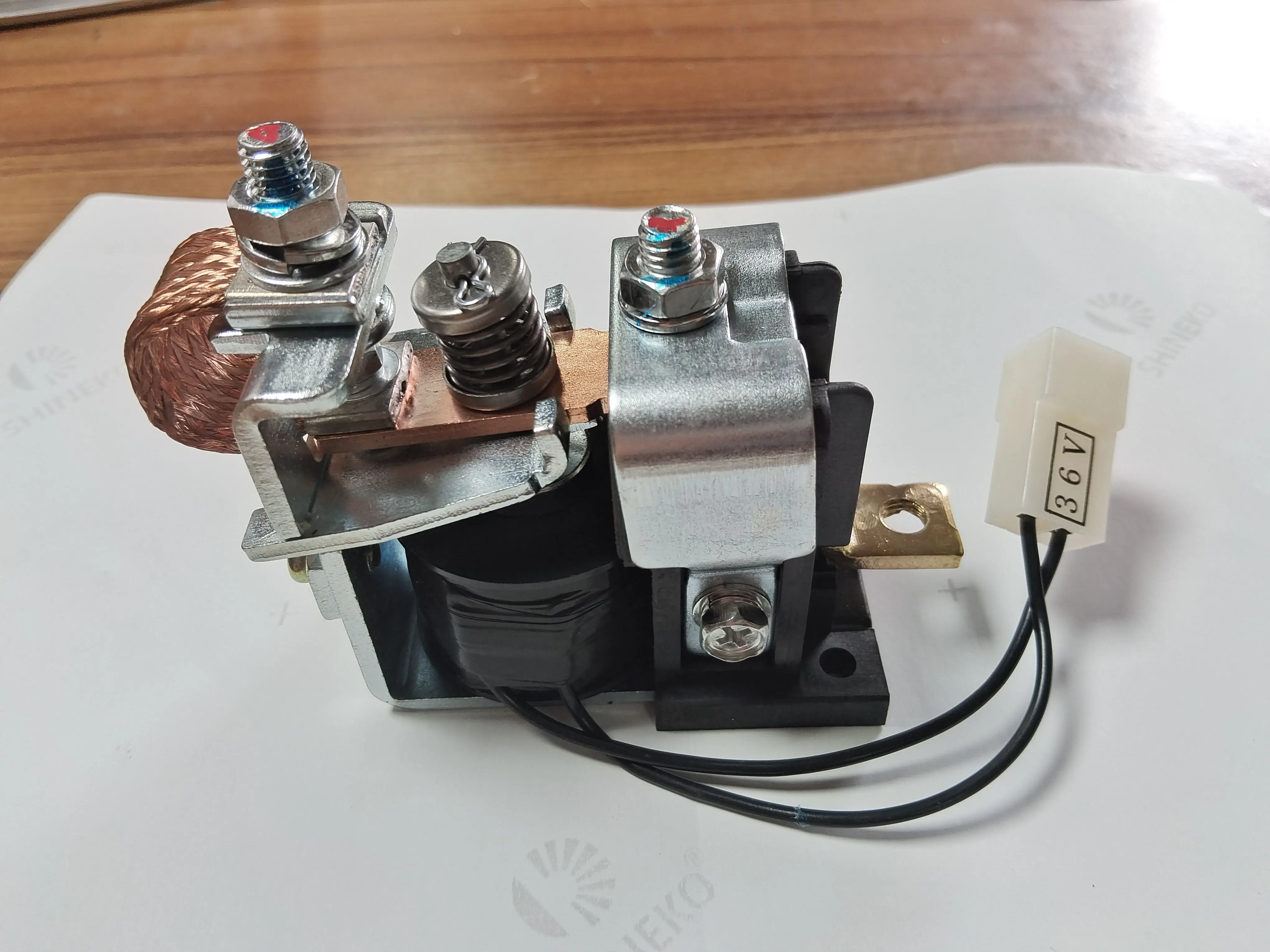 

Electric Forklift Owner Contactor 7FB5FB 24420-13300-71 ME254 36V Suitable for Toyota Electric Forklift Accessories