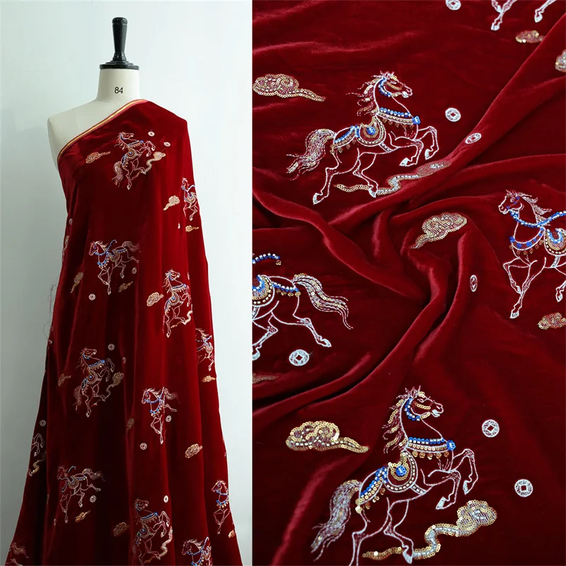 

Autumn/Winter Thick Silk Velvet Nail Bead Embroidered Satin Coat Vest Fashion Designer Silk Fabric 135 Width DIY sewing material