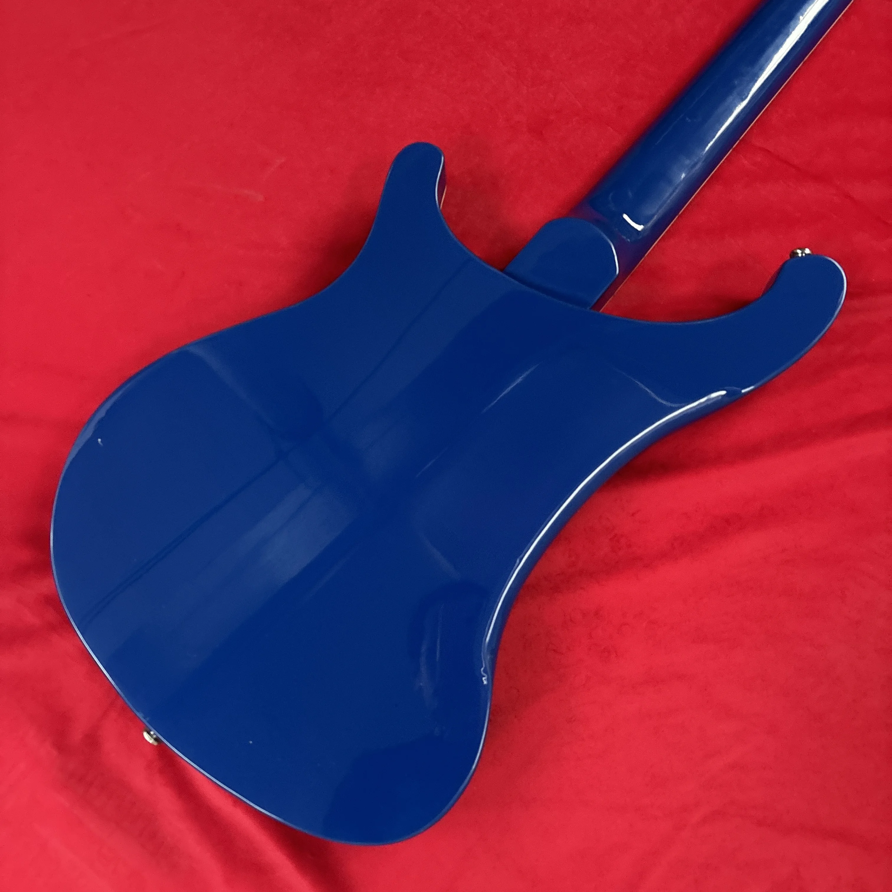 Deep blue 6-sstring bass, high gloss bass, Christmas, holiday gift bass, electric guitar, good sound quality