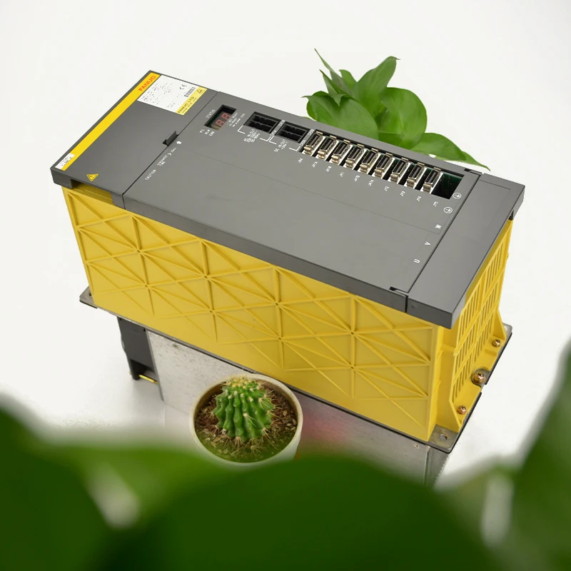 Modul Drive Servo baru Kontrol Unit FANUC Servo Drive A06B-6104-H215 # H520
