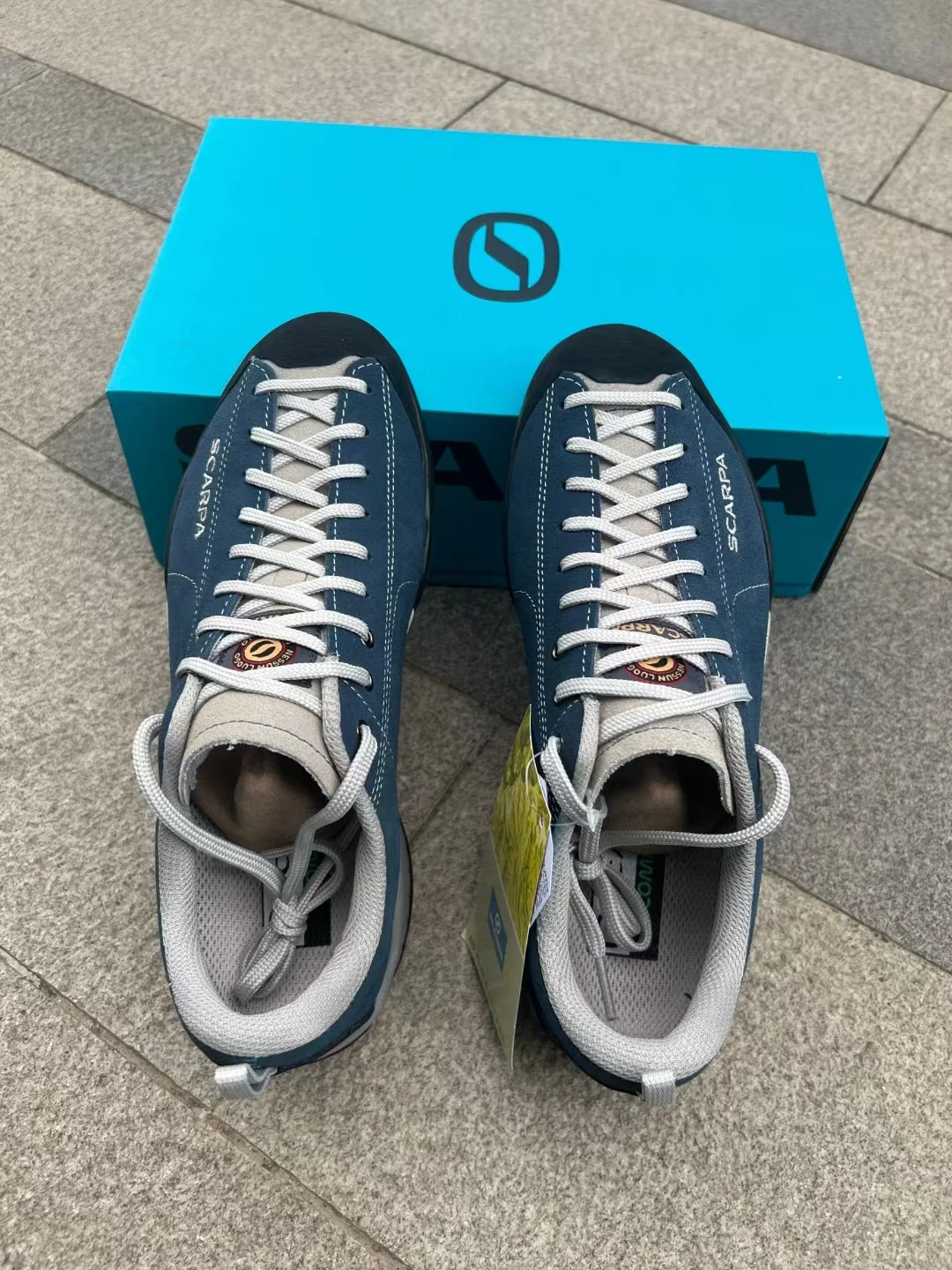 

Fashion new trend men's shoes outdoor non-slip comfortable leisure flat fashion thick bottom running shoes comfortable versatile