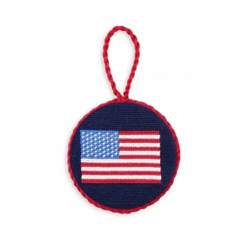 Needle-tip round Christmas tree ornament