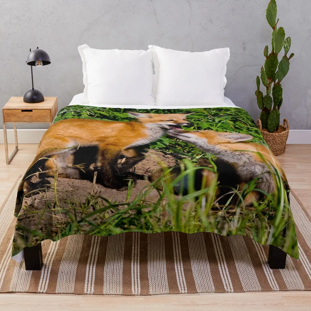

Red Fox Kits Throw Blanket Bed Bed Fashionable bed plaid Tourist Blankets