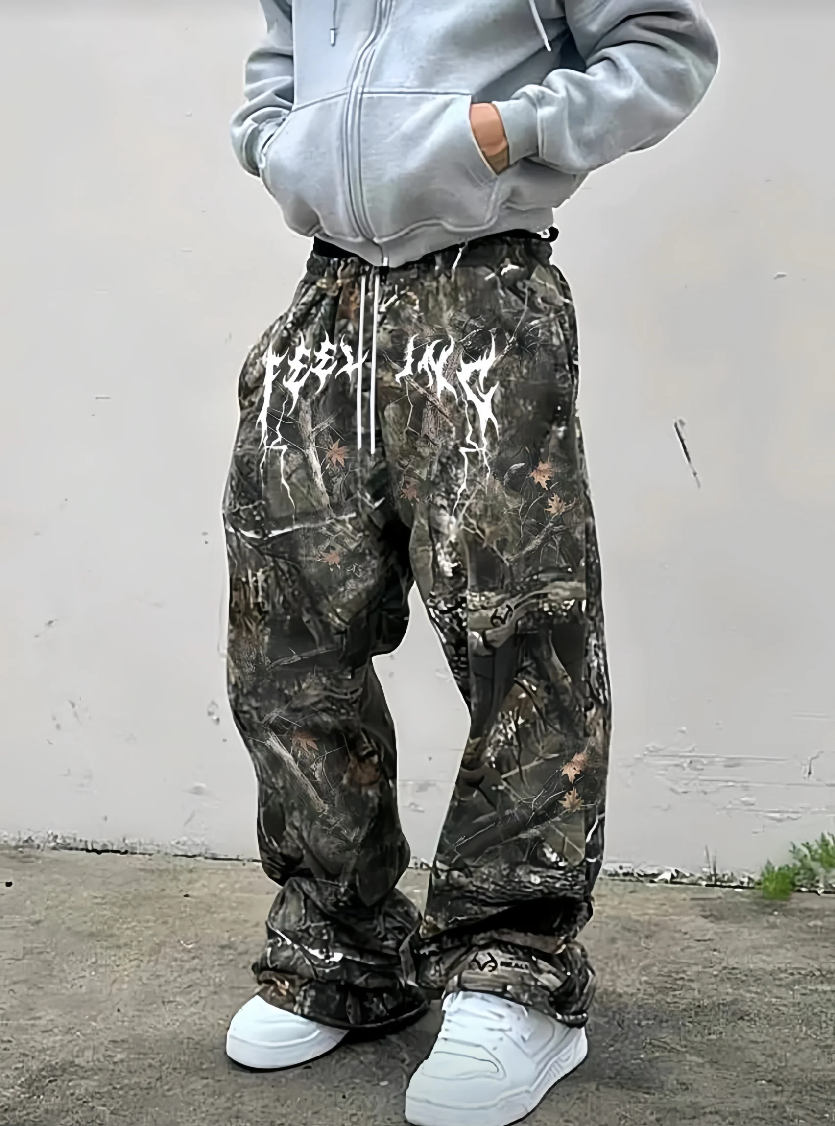 

Men's Y2k Camo Sweatpants Drawstring Elastic Waist Baggy Straight Leg Pants with Pockets Streetwear