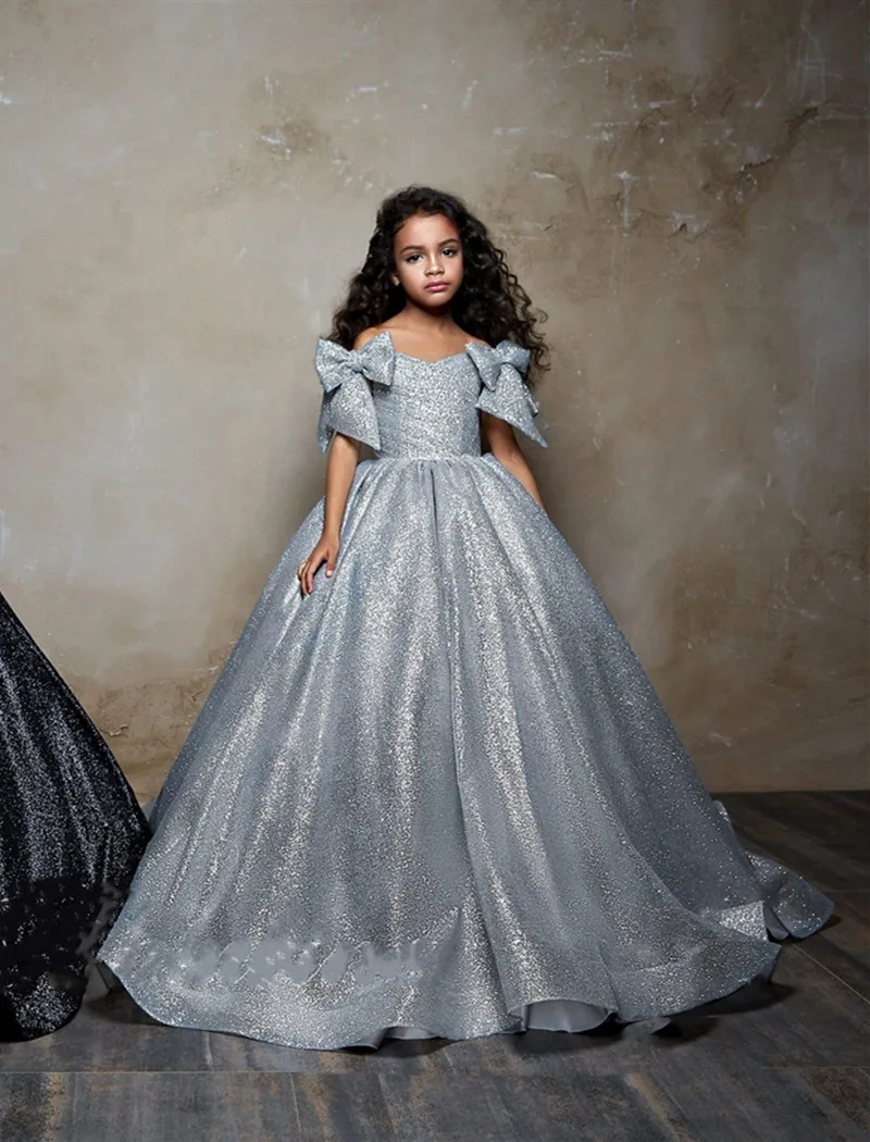 

Silver Sequined Flower Girl Dresses Off the Sholder Ball Gown Princess Pageant Dress Little Kids First Communion Dress