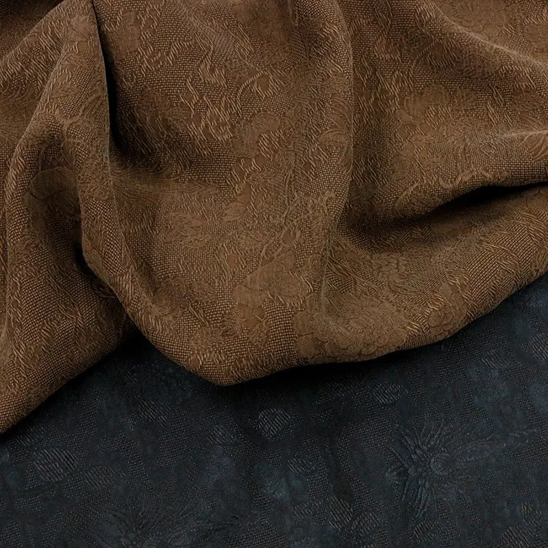 ผ้าไหมลายดอกไม้แบบเจาะรู กลิ่นหอม สีสันสดใส เหมาะสำหรับตัดเย็บเสื้อฮั่นฝู ชุดกี่เพ้า สไตล์จีน ผ้าไหมคุณภาพสูง