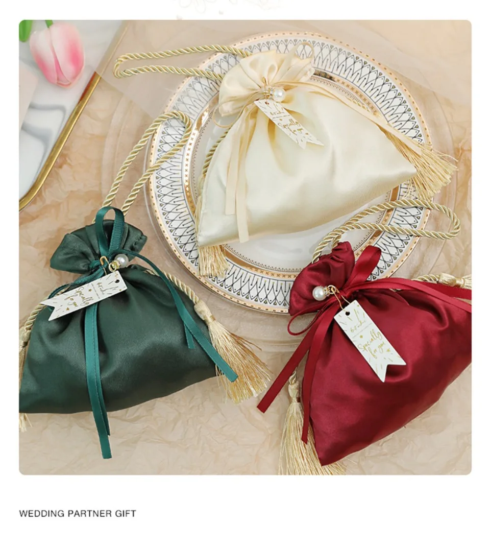 10/30/50 Pcs Luxus Verpackung Kordelzug Samt Beutel Beutel Geschenk Tasche Für Hochzeit Süßigkeiten Boxen Mit Perle string Dekor Gefälligkeiten Taschen – Detail 2