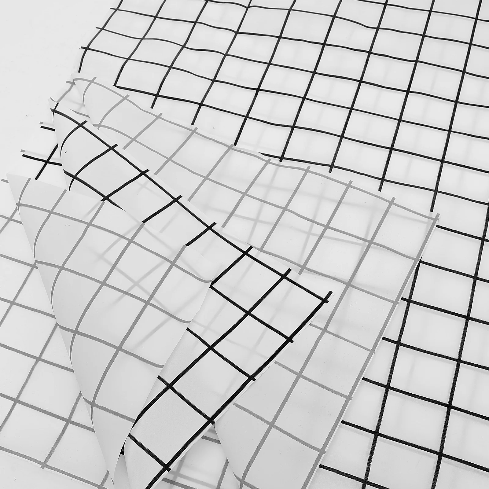 

2Pcs Waterproof Plaid Table Cloth Cover Foldable Wear-Resistant Picnic Tablecloth for Outdoor Camping Travel Table Cloth