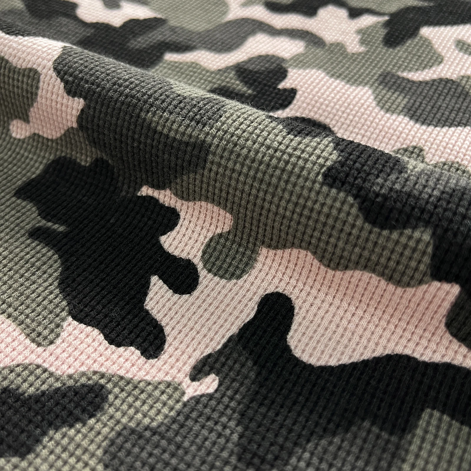 Streetwear Camouflage Splicing Waffle Knit Raglan T-shirt Couple Top Pullover Long Sleeved T-shirt Camo Oversized Tee Unisex