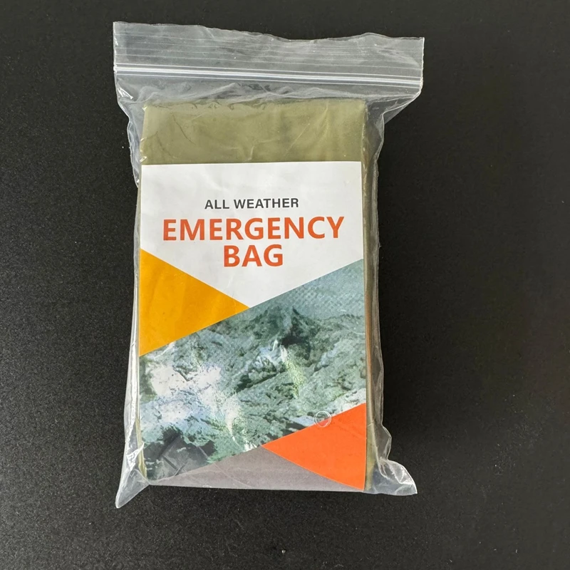 Notfall-Schlafsack, Überlebensdecke, Thermo-Mylar-Biwaksack, leichter, wasserdichter, tragbarer Unterschlupf für Camping und Wandern