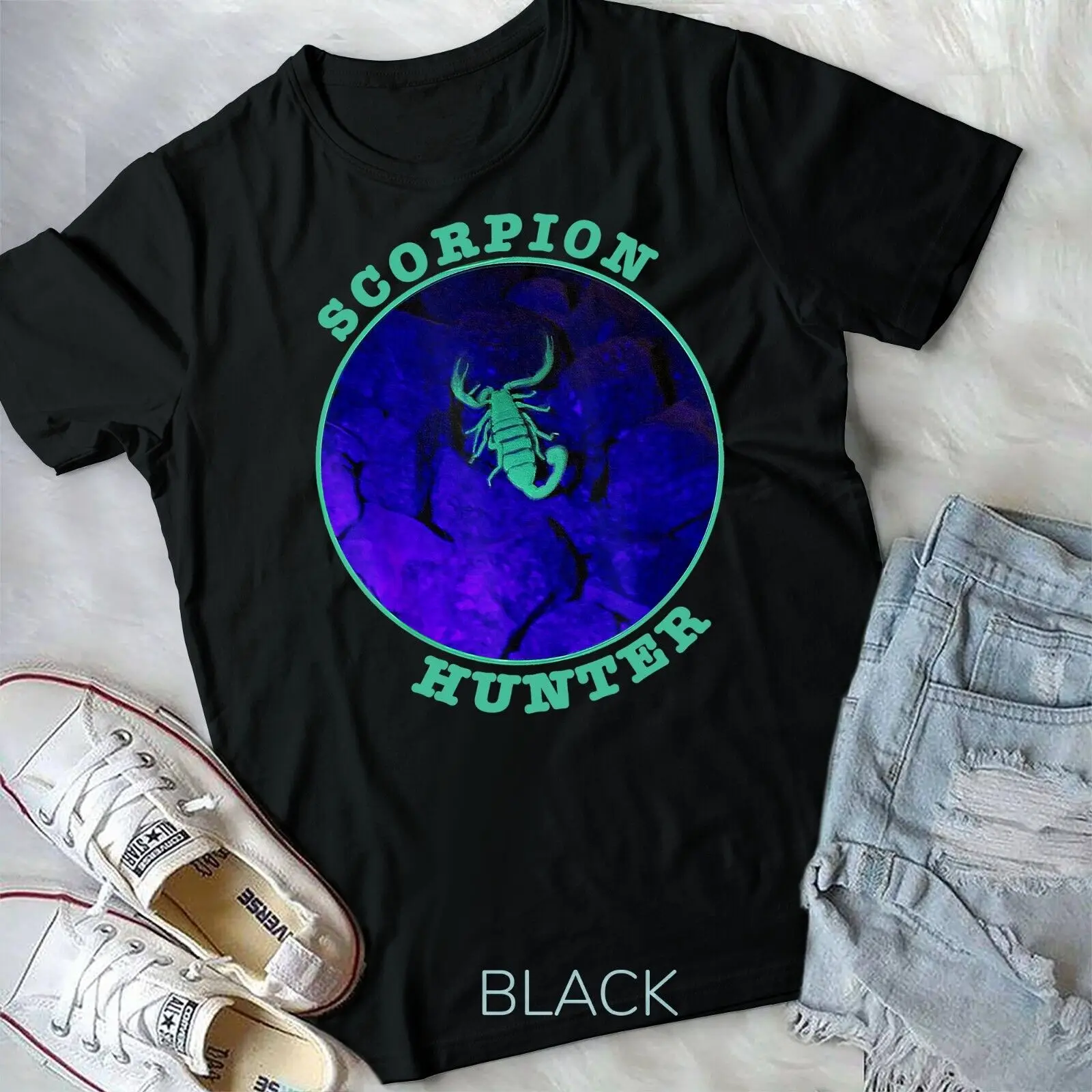 

Scorpion Hunter Arachnids Desert Night Watch Design Unisex T-shirt