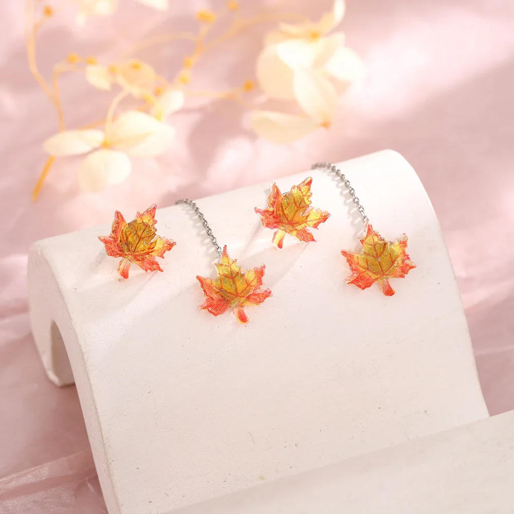 الأحمر مابل ليف الأذن الموضوع الاكريليك الملمس ورقة الأذن الأظافر المرأة عطلة حزب هدية اكسسوارات الأزياء الكورية #3