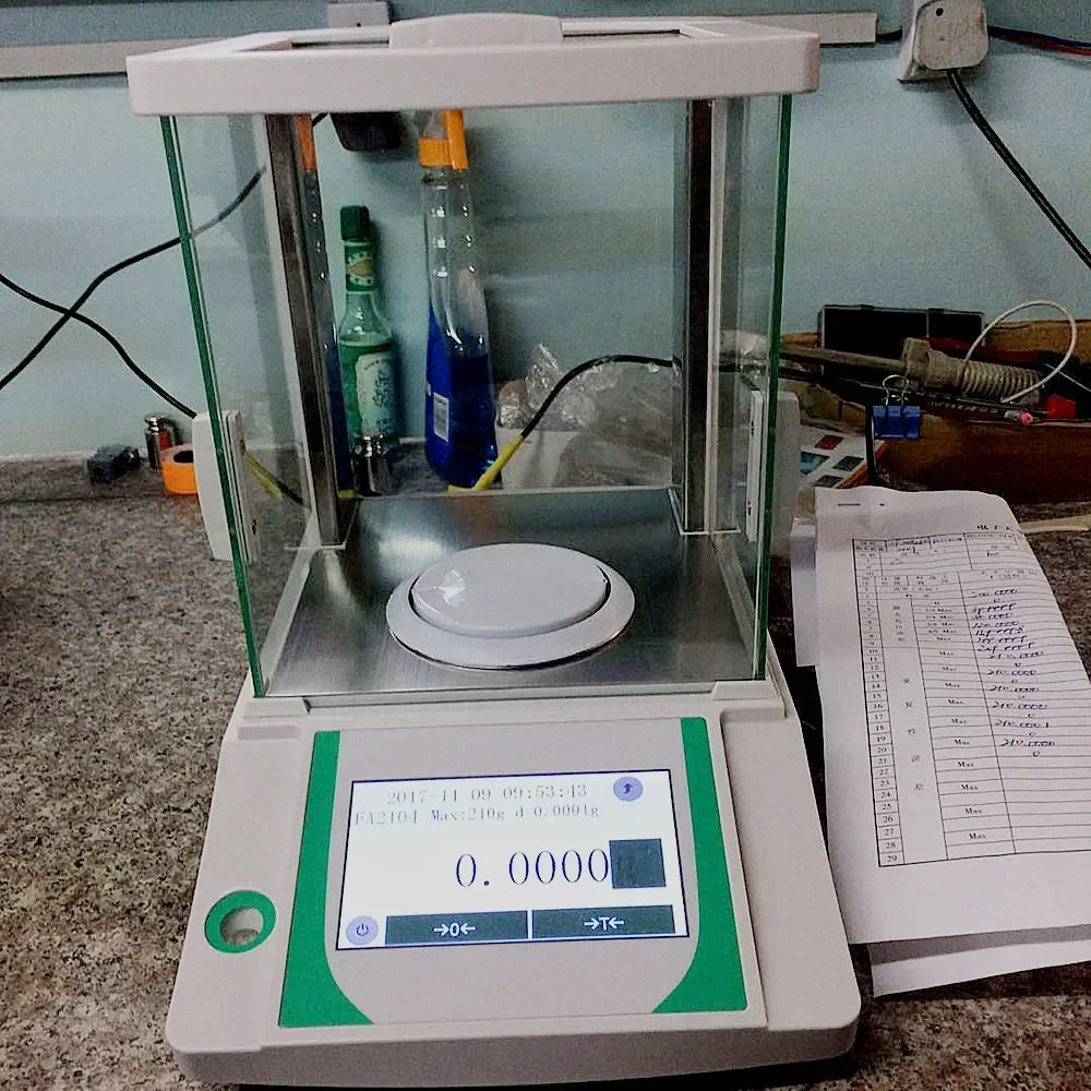 Electronic Scale Magnetic Precision Balance Analytical Balance 0.0001g for Laboratory