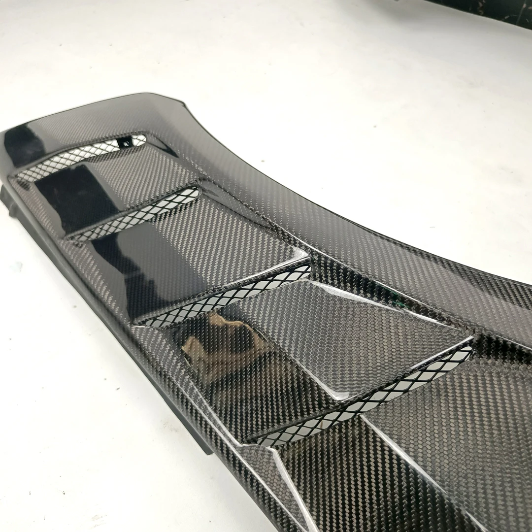 G82 M4 AR Style Carbon Fiber Fenders for  M4