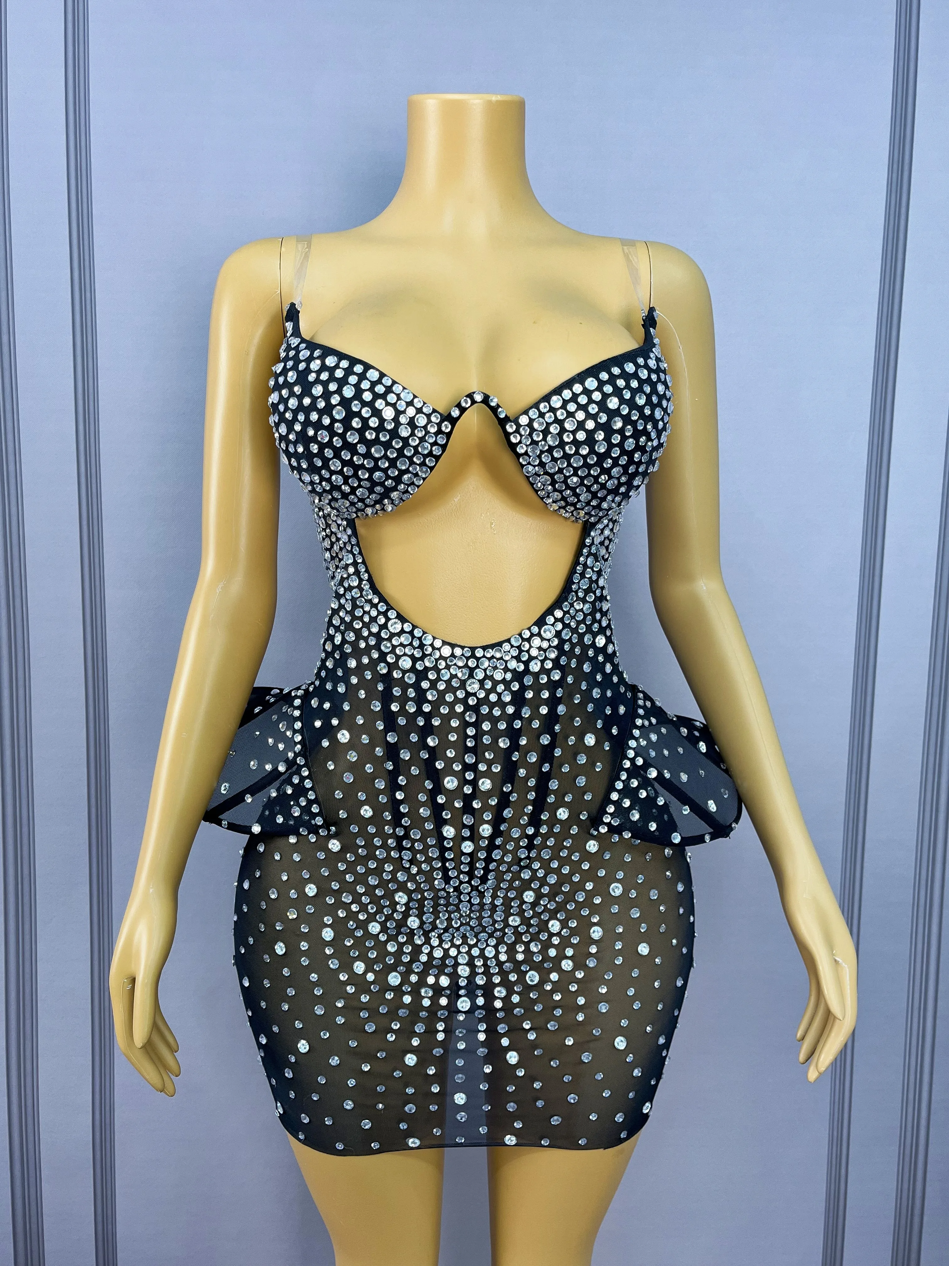 Neue Sexy aushöhlen entworfen funkelnde Strasssteine rückenfreies Netzkleid Frauen Abend Cocktailpartykleid Show Outfit Oumiga