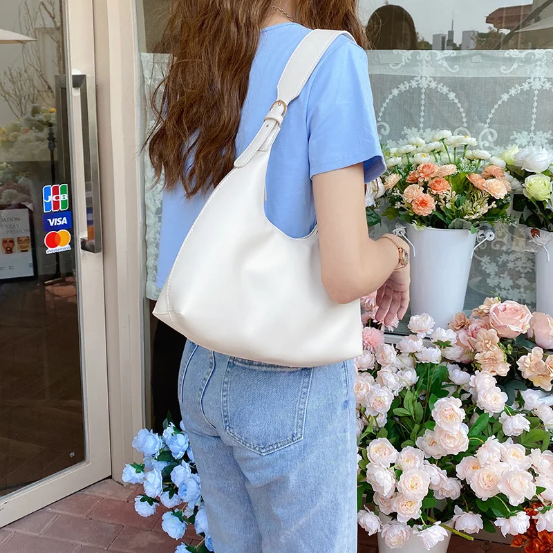 

2025 New Trendy Summer French Stick Bag Korean Edition Niche Fashion Leisure Soft PU Underarm Bag Milk Tea Color Women's Bag