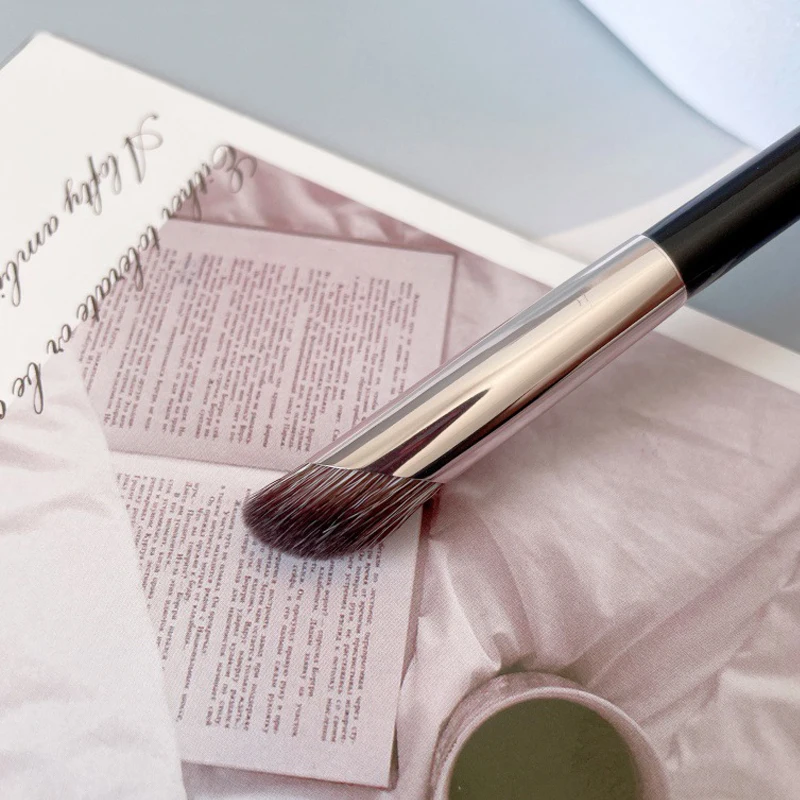 Double-Ended Concealer Details Pinsel unter Auge Mini Dual End Make-up Pinsel Nase Schatten Text marker Pinsel