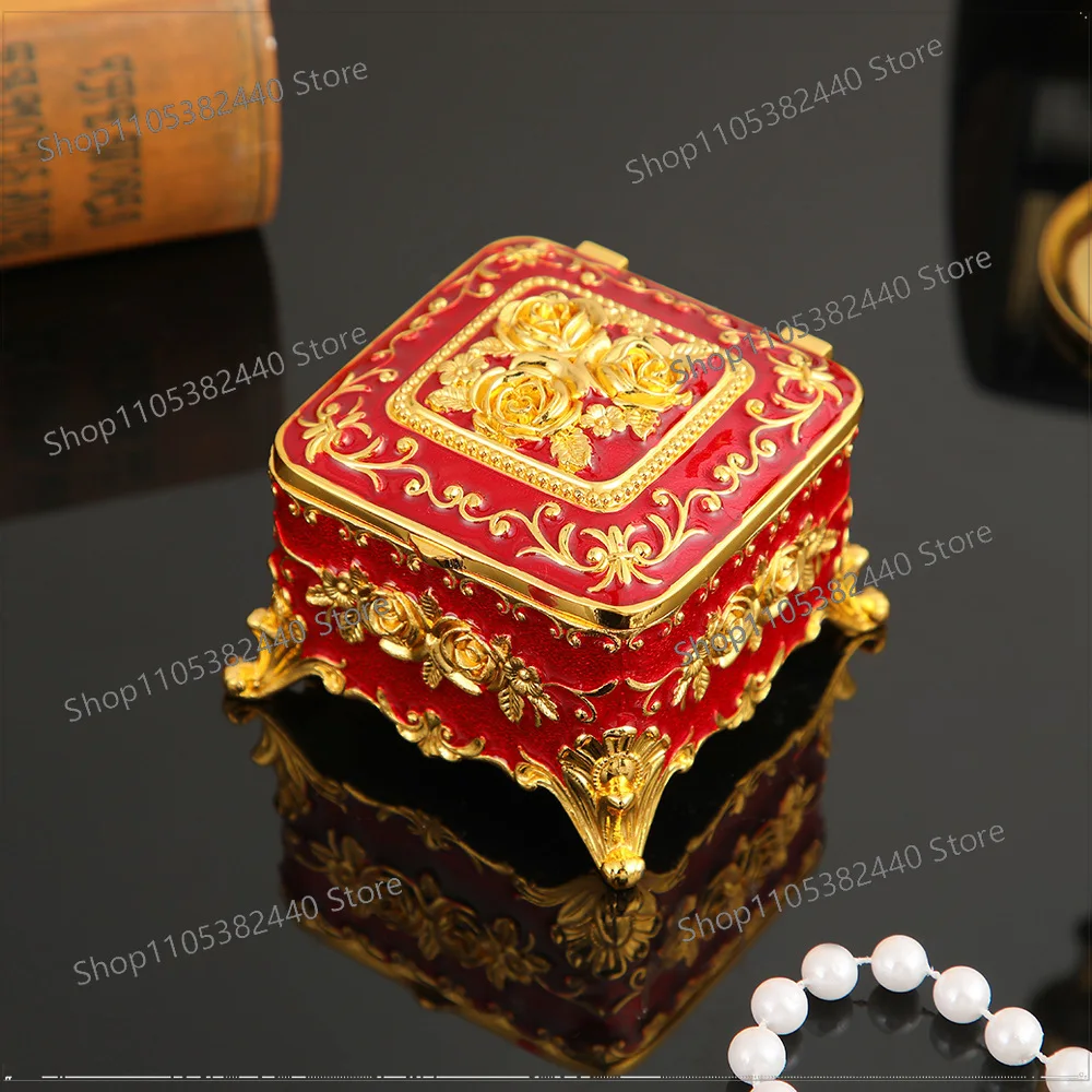 European Retro Enamel Metal Jewelry Box, Light Luxury Princess Style Storage Case for Necklaces Rings Earrings