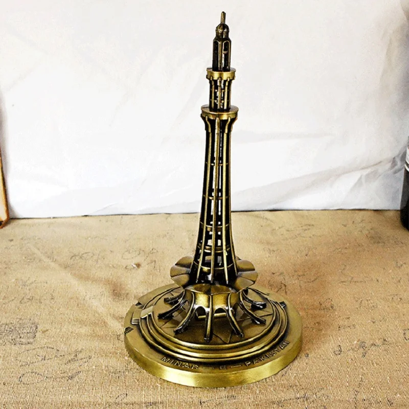 World Famous Landmarks Arc De Triomphe Egyptian Pyramids Metal Building Model London Tower Bridge Vintage Home Decor Travel Gift