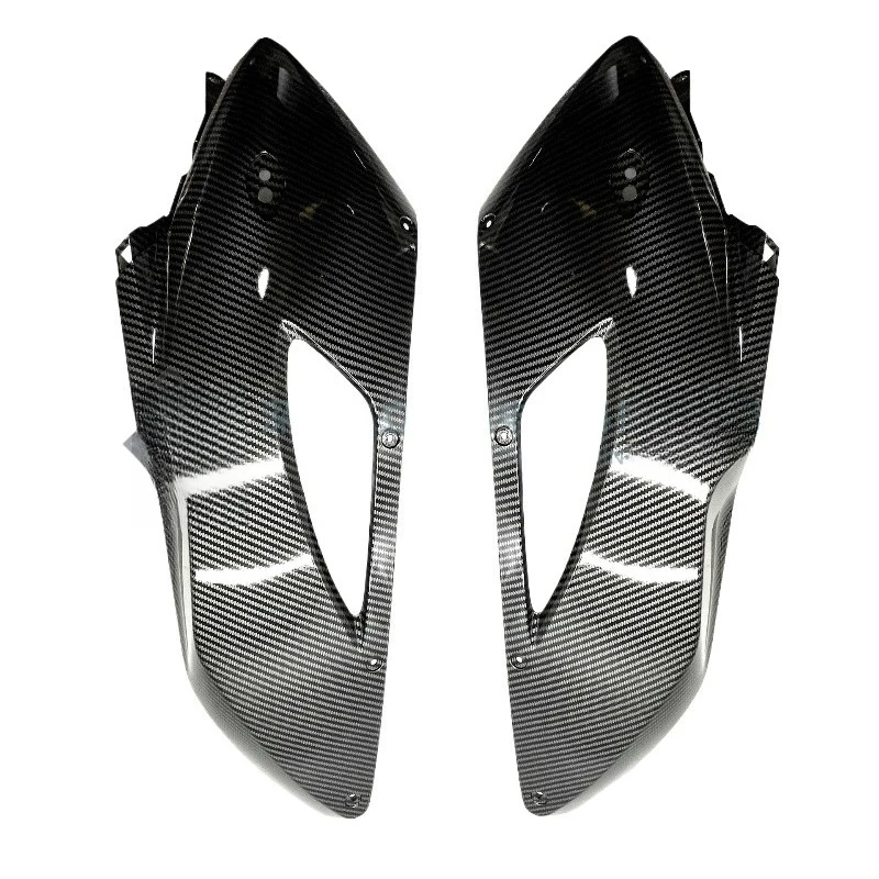 

2 sets of 04-05 carbon fiber patterned left and right center cowling, motorcycle body modification protective accessories