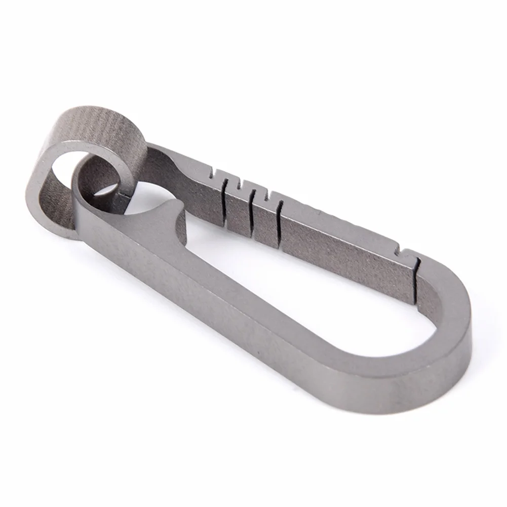 1pcs Car Keychain Titanium Alloy Width: 18mm Length: 55mm Titanium alloy Waist Buckle Carabiner Clip Accessories