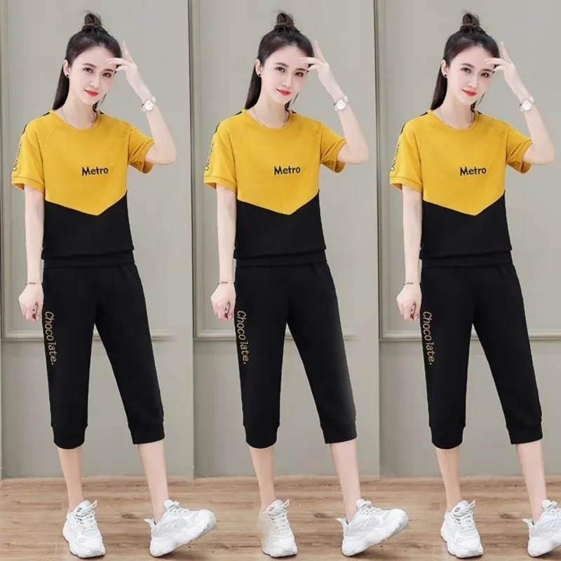 Women\'s Casual Capris Sportswear Suit Summer 2023 New Korean Fashion Show Slim Crop Tops And Calf-Length Pants 2 Two Piece Set