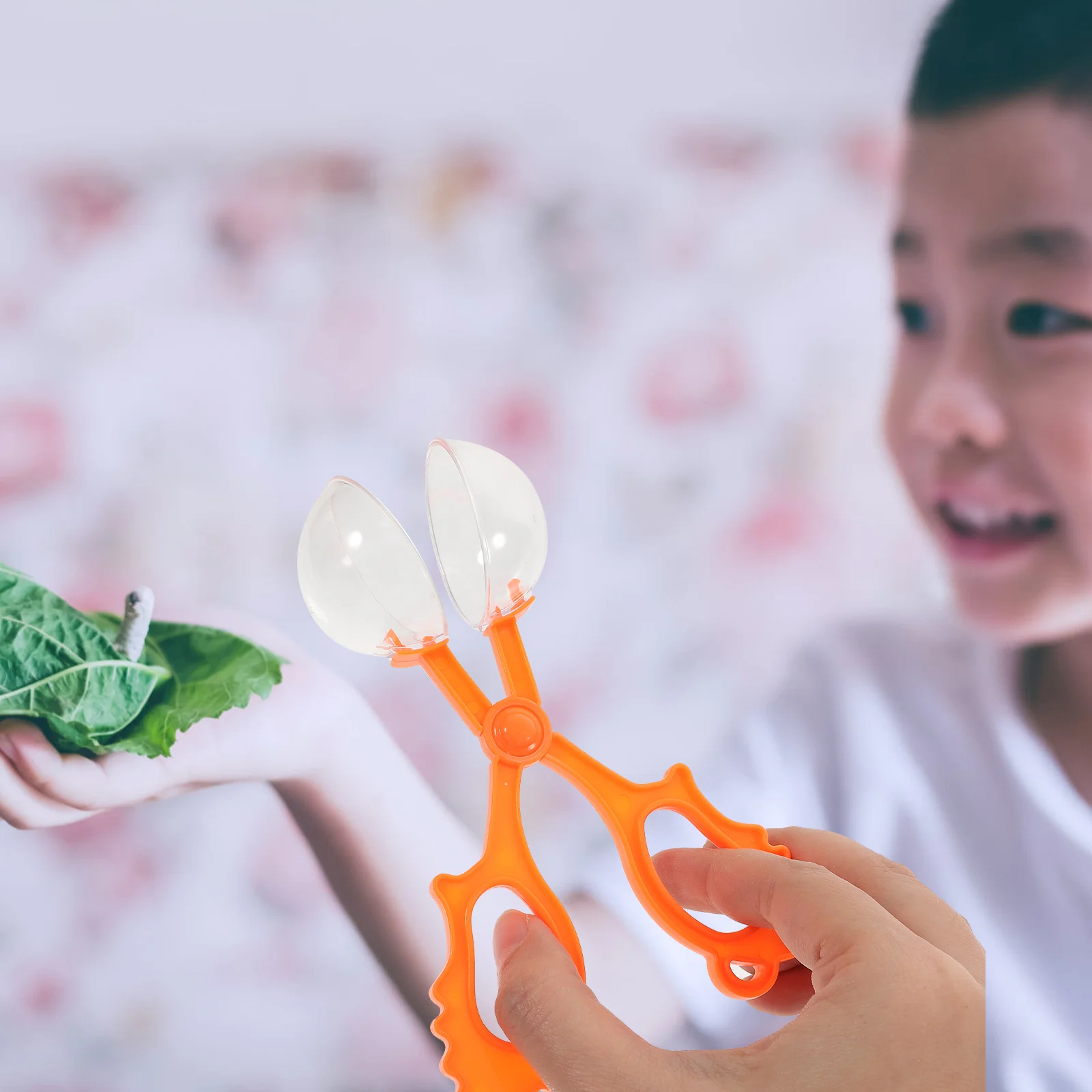 

Colorful Insect Catcher Bug Tongs Insects Catch Clamp Scissors Outdoor Children Handy Toy for Kids