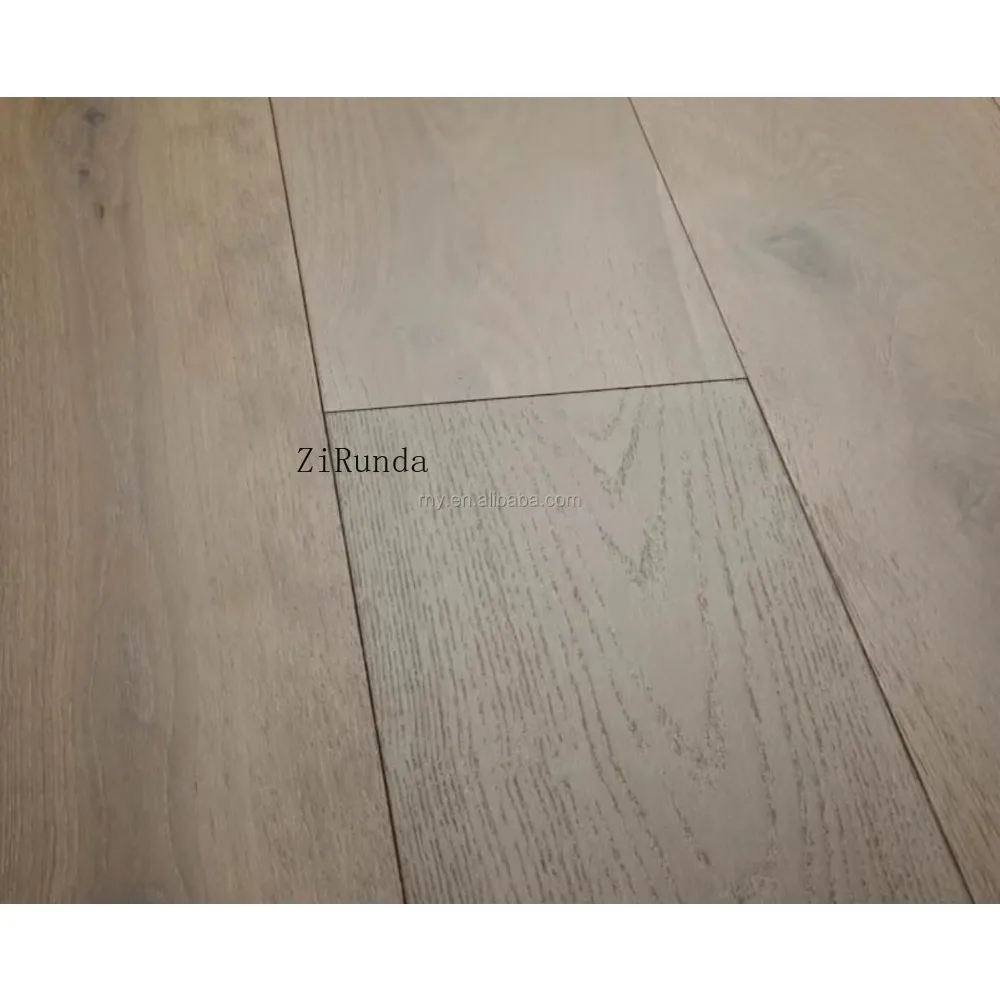 Versión personalizada del piso de roble blanco, proceso de trefilado de villa de madera de ingeniería