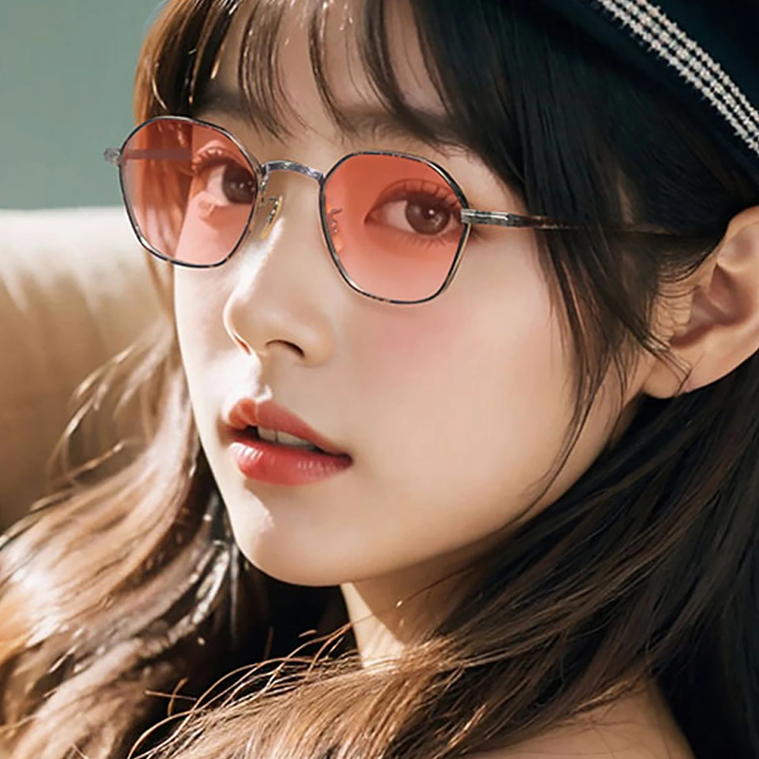 小さなトレンディなスタイリングのサンダウンレンズサングラス、女性用純チタン最高品質偏光uv400保護アウトドアシェード