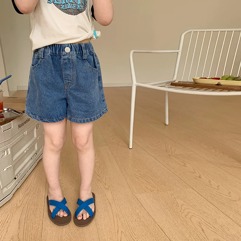 

2025 Summer New Girls Korean Versatile Three Part Hot Pants Children Casual Simple Denim Shorts Trend