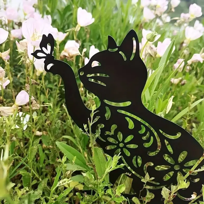 Hollow Pattern Iron Art Garden Stake, Cat Chasing Butterfly, Villa Lawn & Courtyard Decor, Green Plants & Flower Yard Ornament