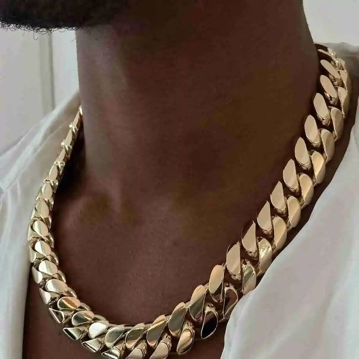 

Luxury 20mm Cuban Chain Hiphop 925 Silver Gold Plated Monaco Chain Custom Clasp Plain Cuban Link Chain