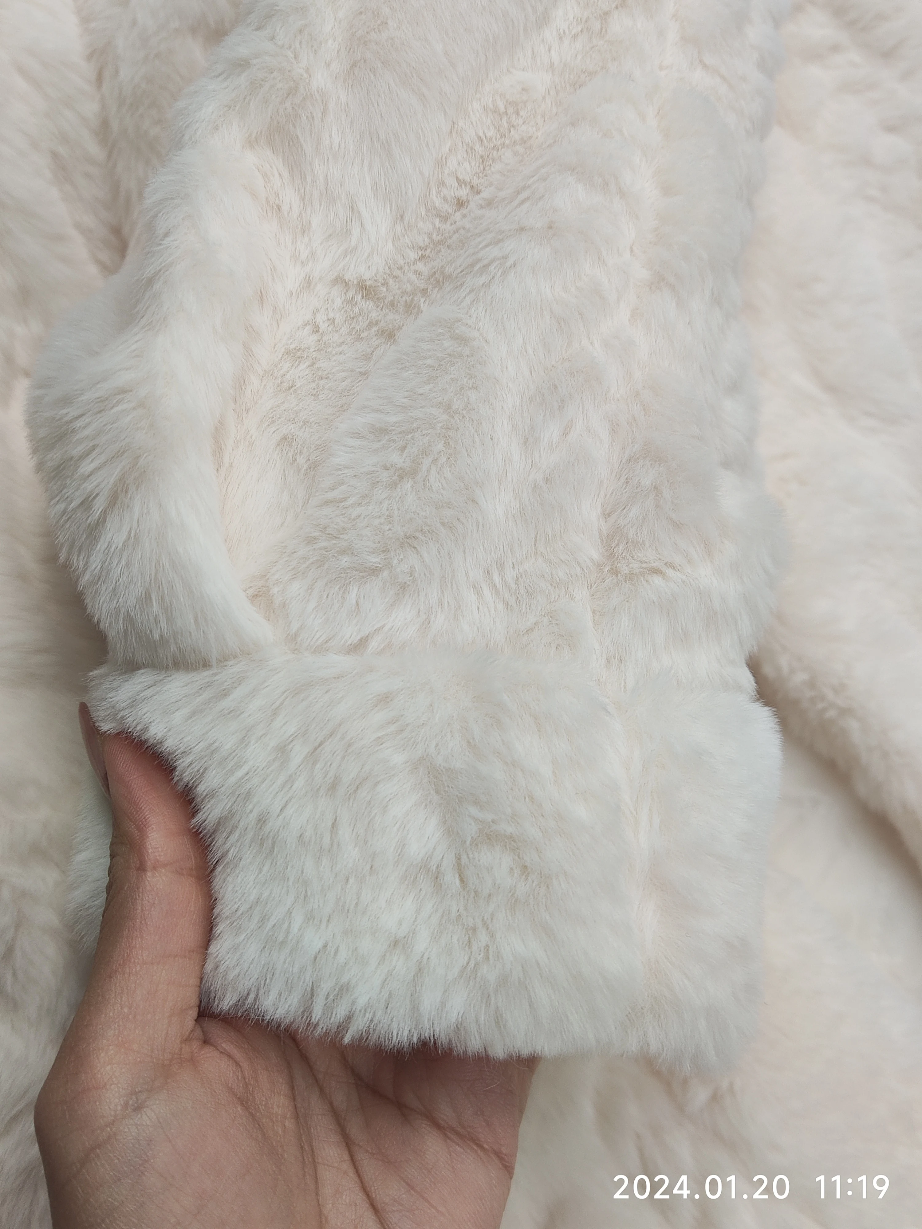 Thicken Imitate Mink Faux Fur Overcoats Winter mid-length furry Coats Luxury High Quality Twist Outerwear Women Korean Jacket