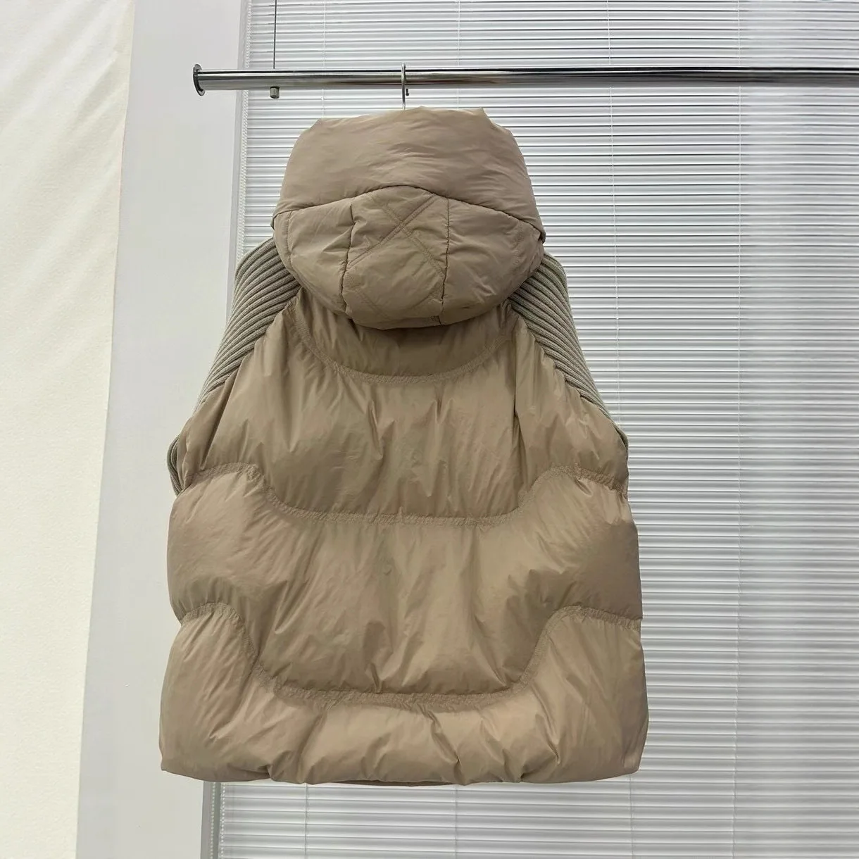 2025 outono/inverno nova jaqueta feminina com capuz jaqueta de emenda de malha commuter