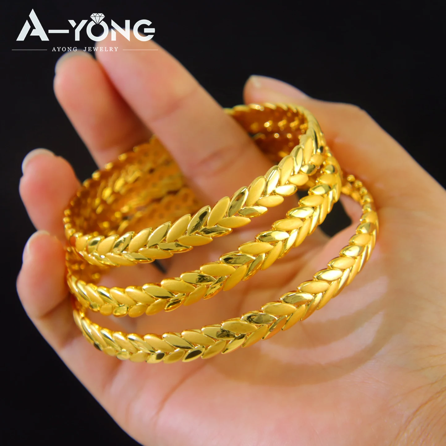 

Luxury Dubai Gold Color Bracelet 21k Gold Plated Arabic Muslim Cuff Bangles Saudi Women Wedding Party Ramadan Jewelry