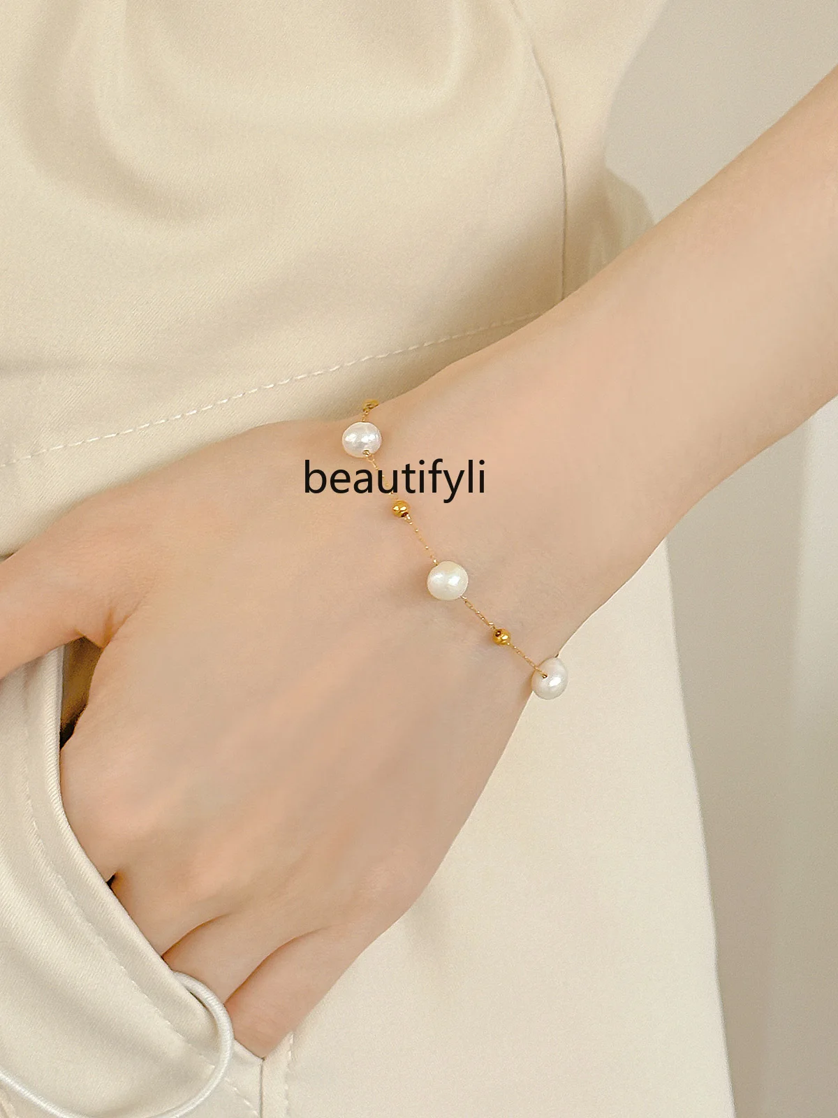 

Pearl Titanium Steel Plated 18K Gold Color Protection Bracelet Special-Interest Design Light Luxury Temperament Bracelet